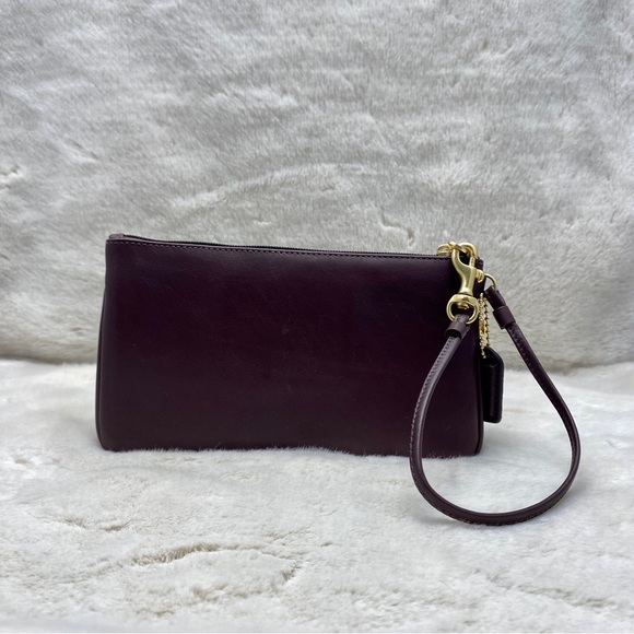 Vintage Coach mahogany turn lock wallet/wristlet - Picture 2 of 11